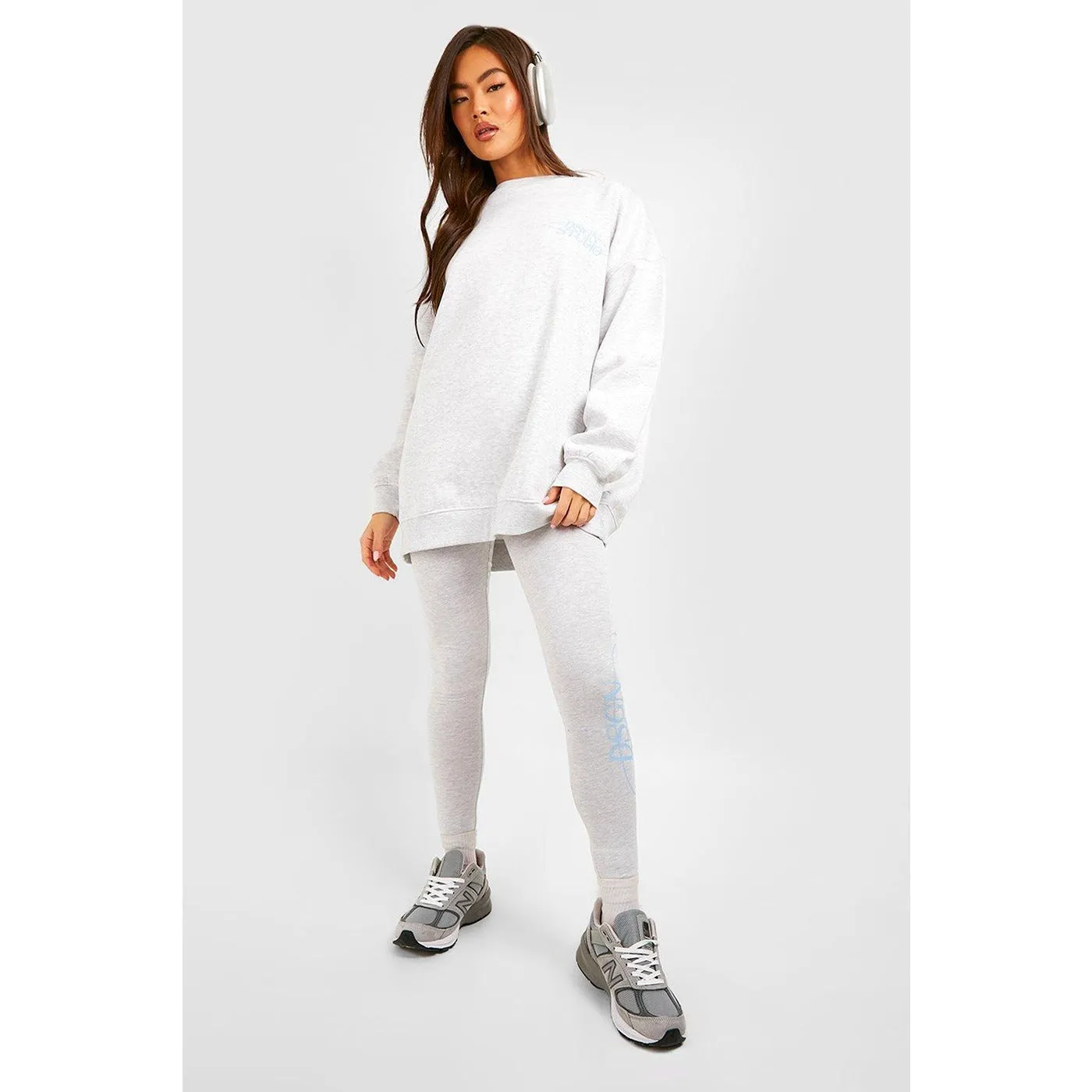 DSGN STUDIO Oversized Logo Sweatshirt
