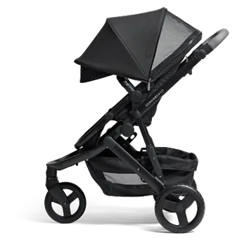 Edwards & Co Oscar M2 Pram   Basssinet