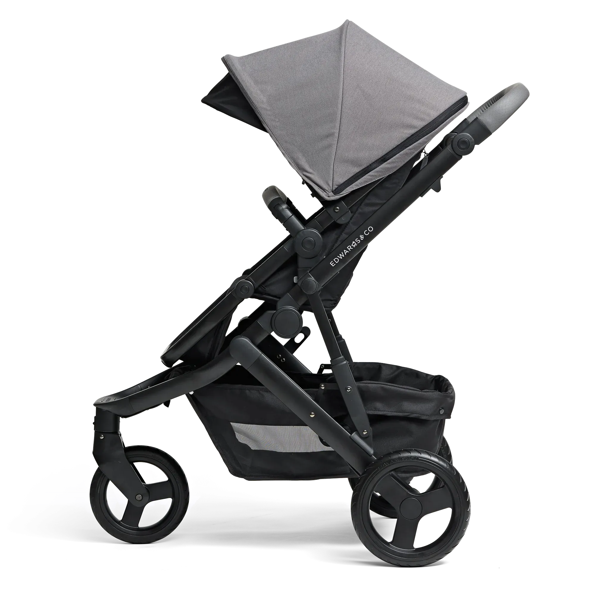 Edwards & Co Oscar M2 Pram   Basssinet
