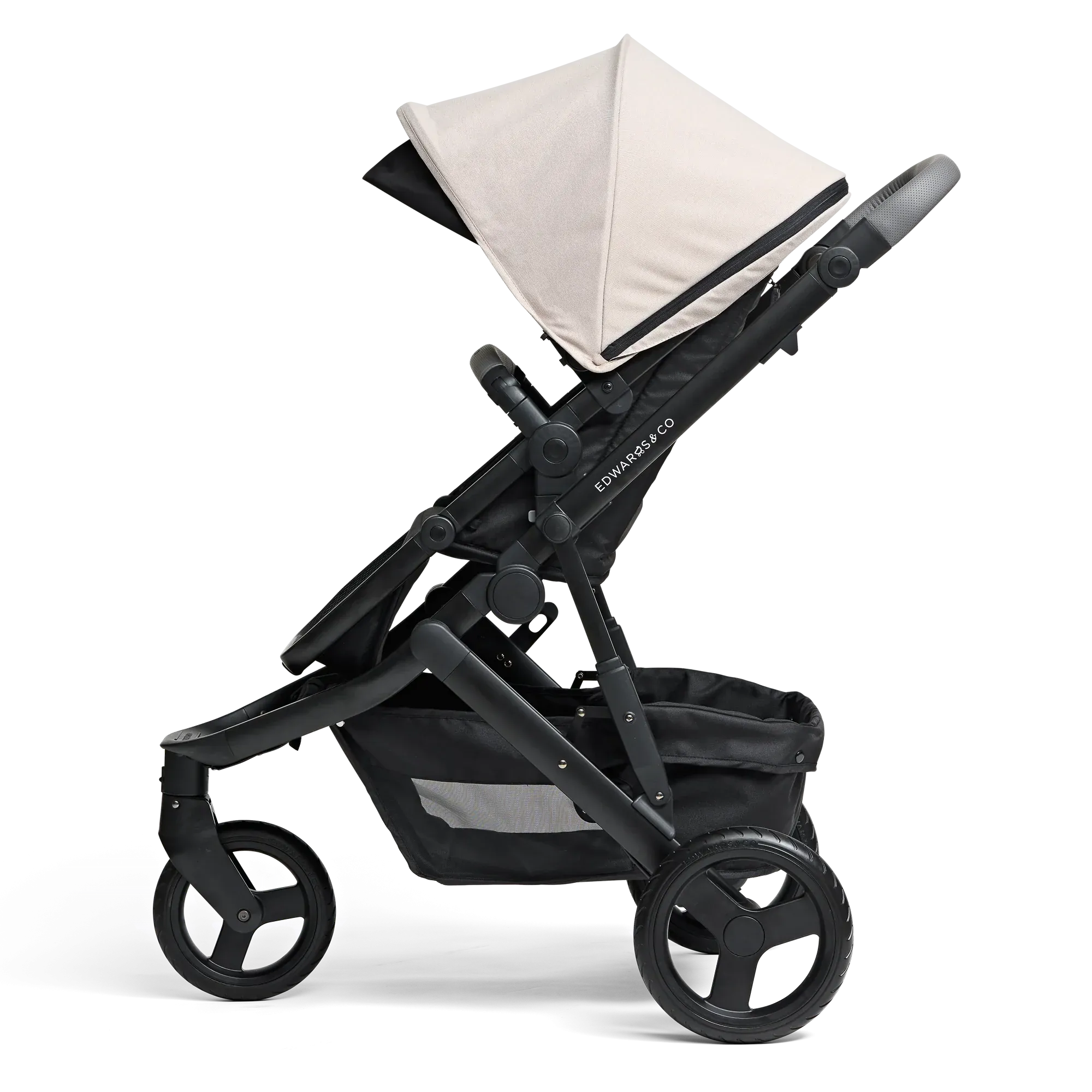 Edwards & Co Oscar M2 Pram   Basssinet
