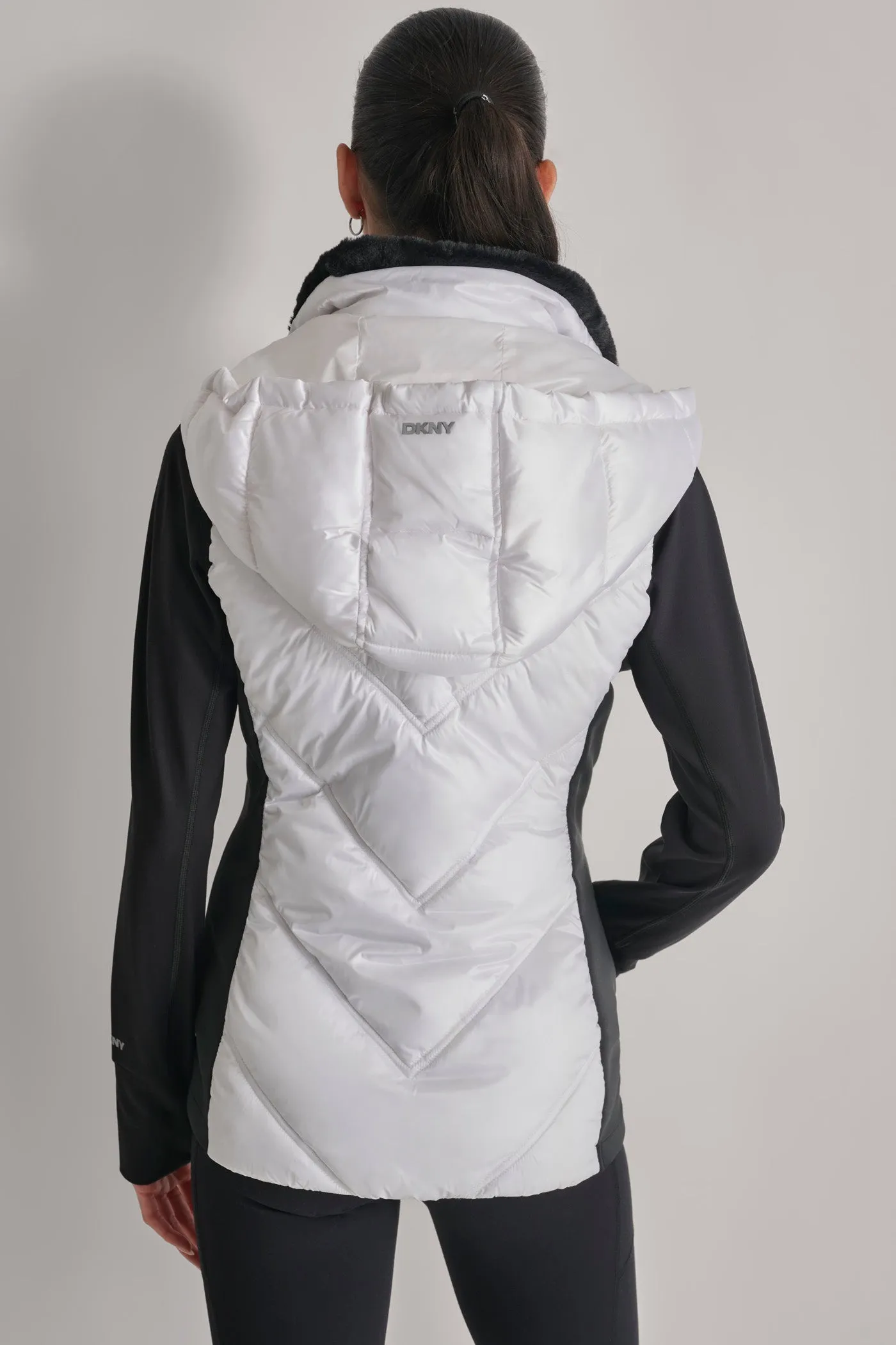 HOODED PUFFER VEST