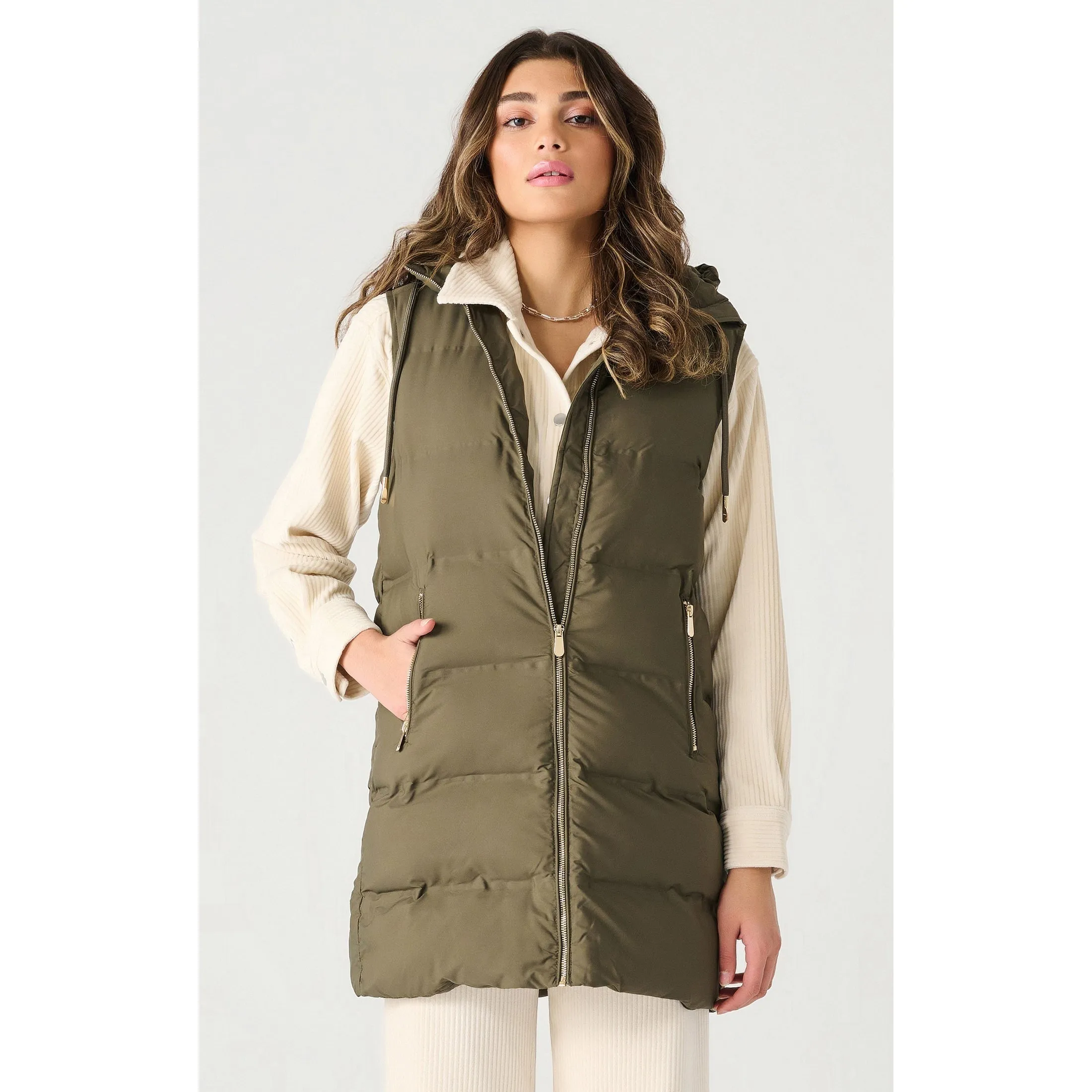 HOODED PUFFER VEST