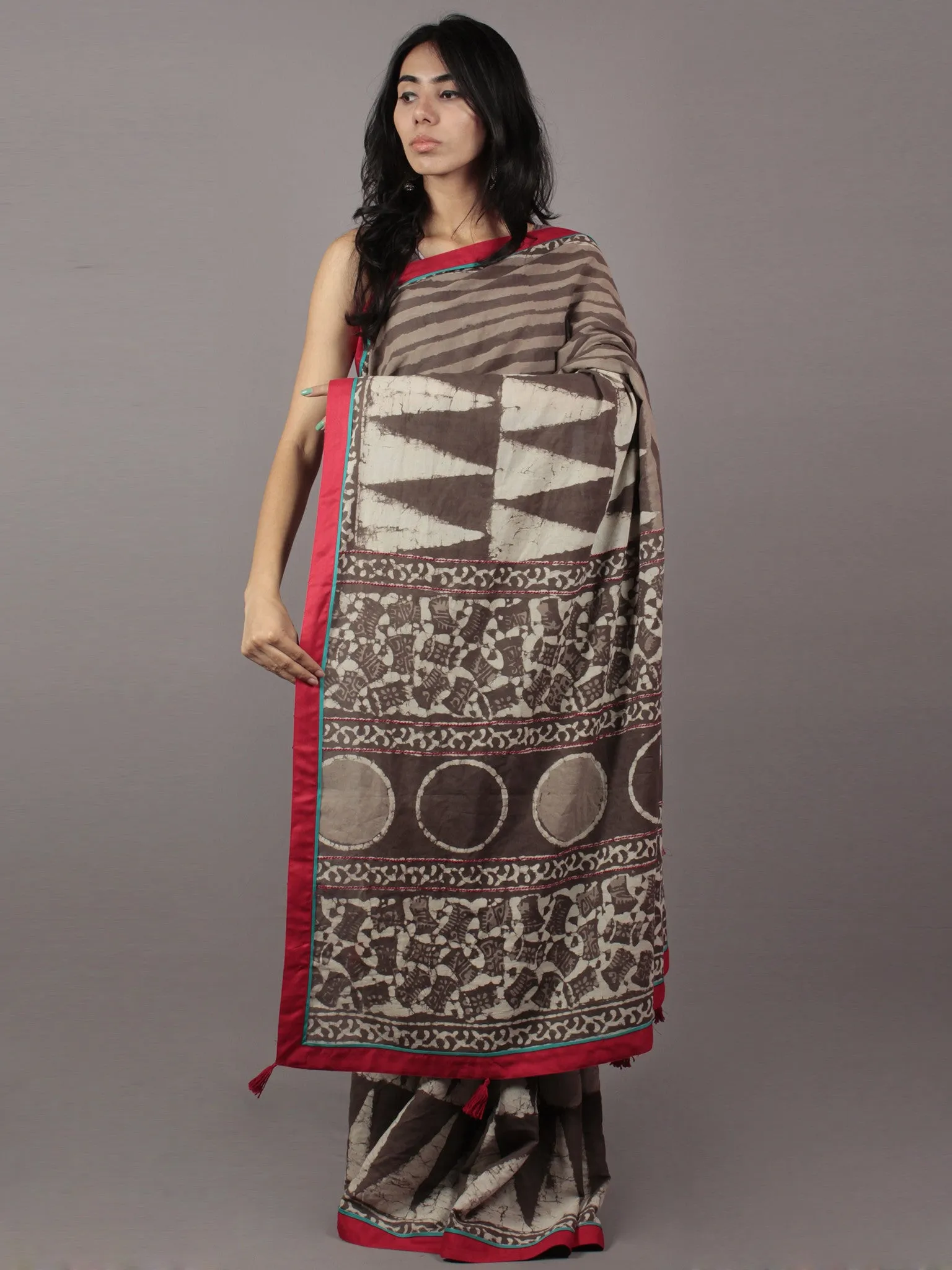 Kashish Ivory Hand Block Printed & Thread Embroidered Cotton Saree With Red & Sea Green Border & Tassels - S031701773