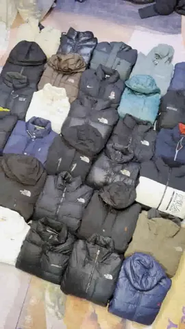 Men? mix branded vintage puffer jackets 30 piece