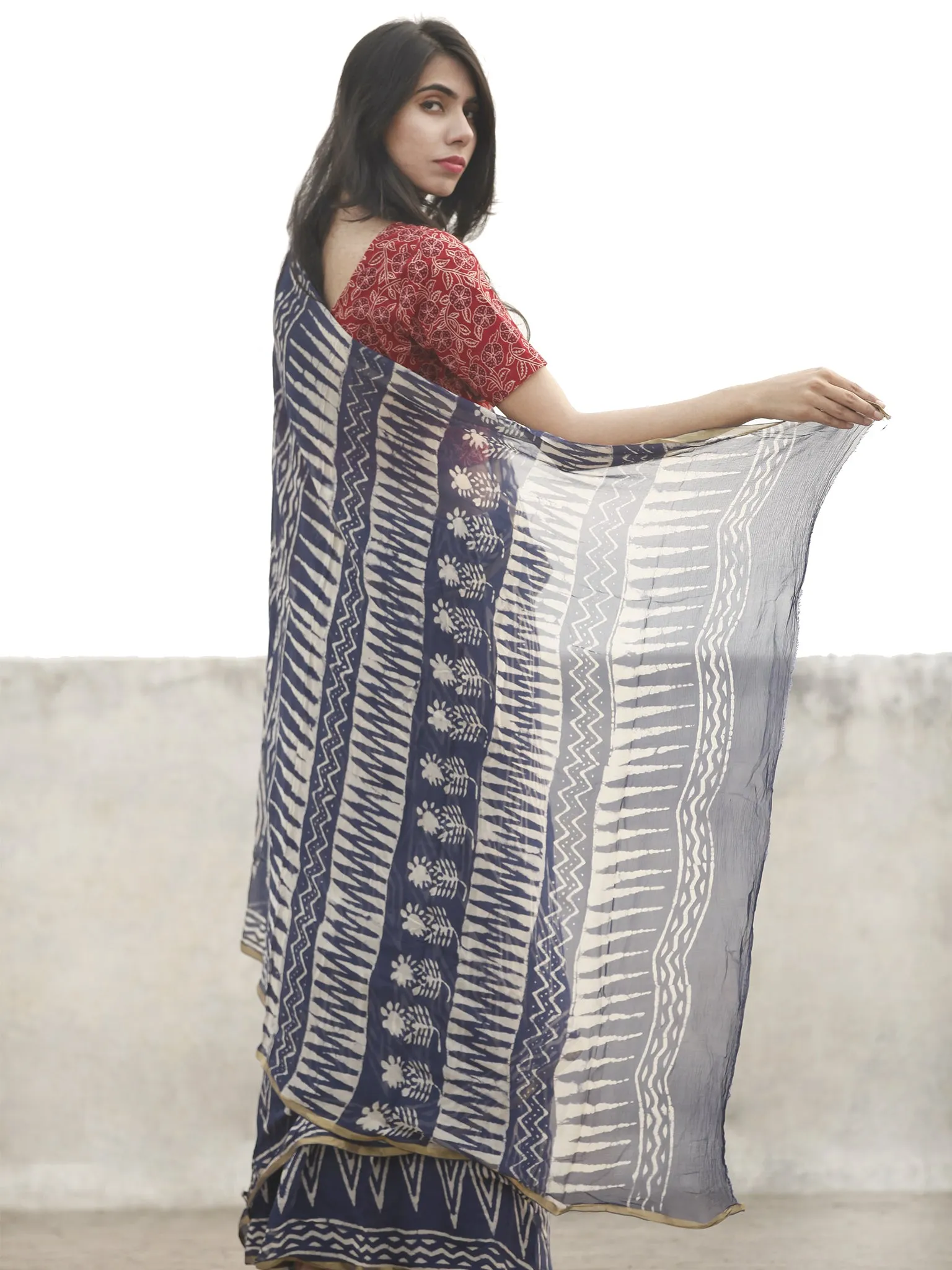 Navy Blue White Hand Block Printed Chiffon Saree With Zari Border - S031702602