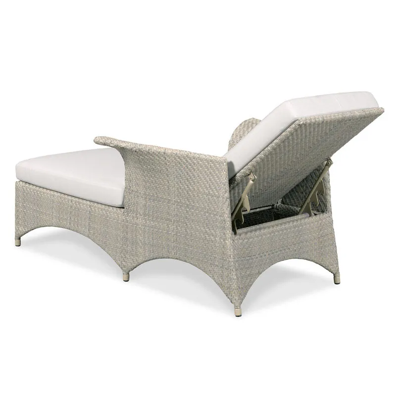 Neri Outdoor Swimming Poolside Lounger (Cream)