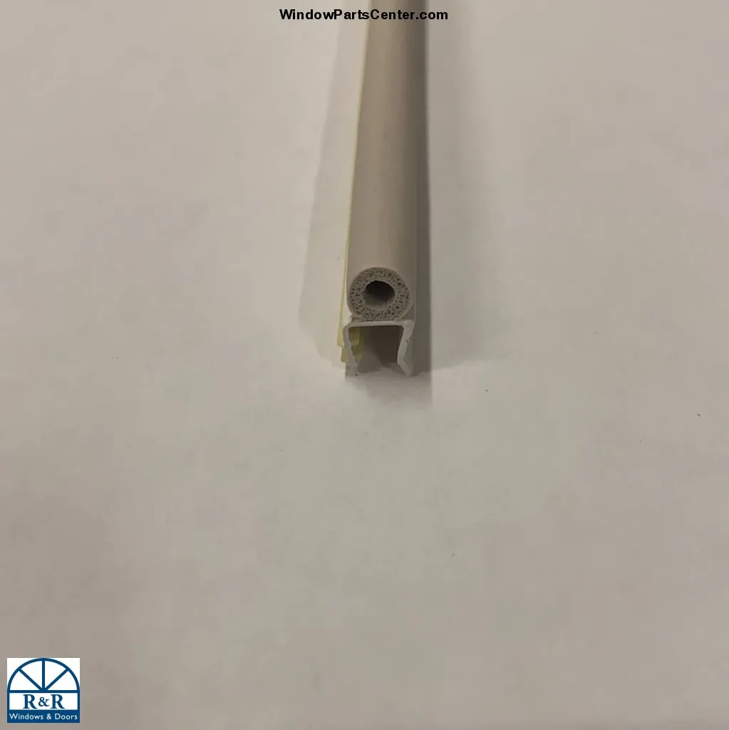 S2017 Foam Filled Offset Kurf U Weather Strip