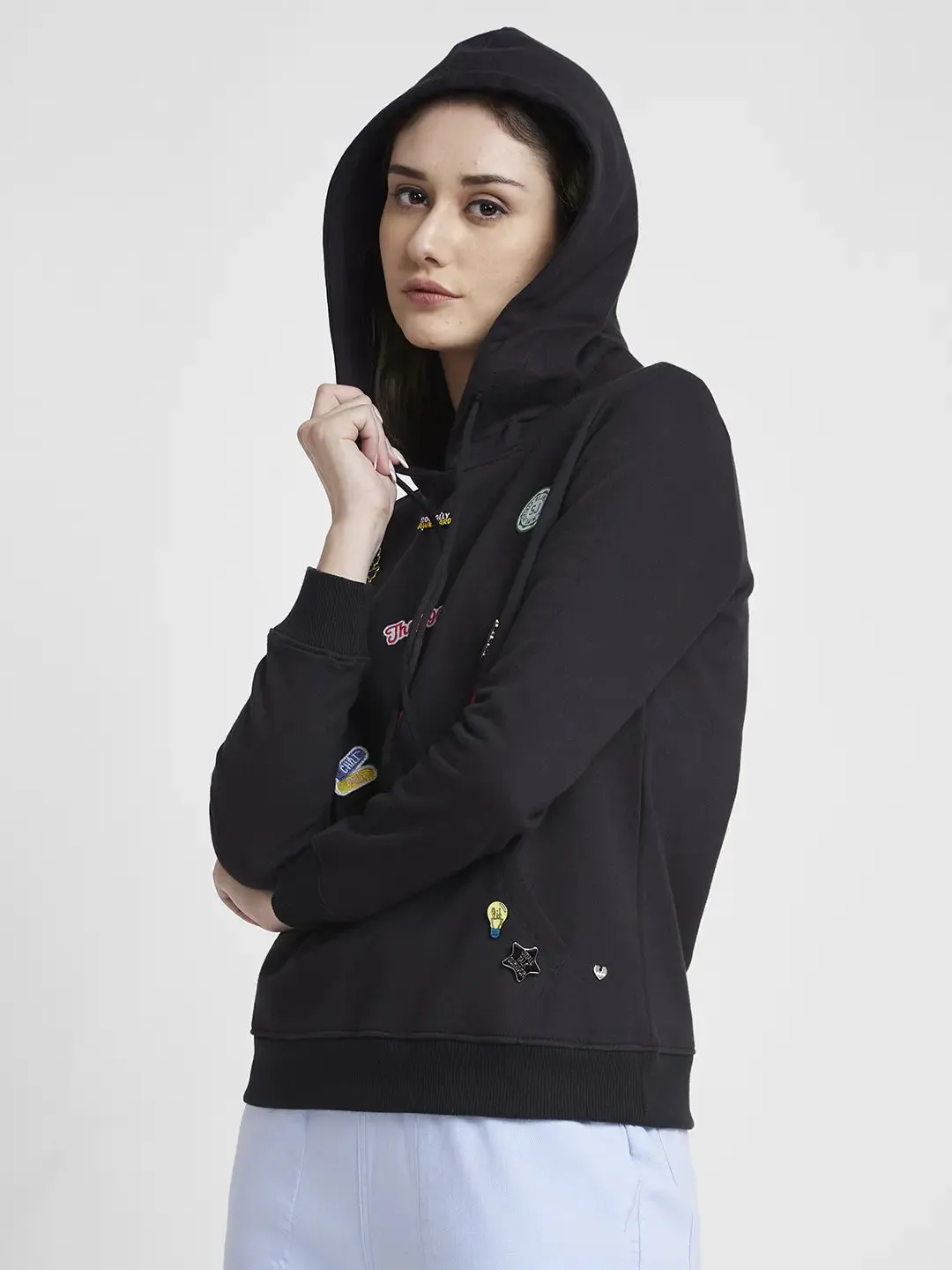 Spykar Women Black Blended Regular Fit Hooded Plain Sweatshirt